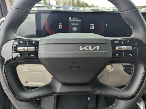 New 2026 Kia Sorento S image 14