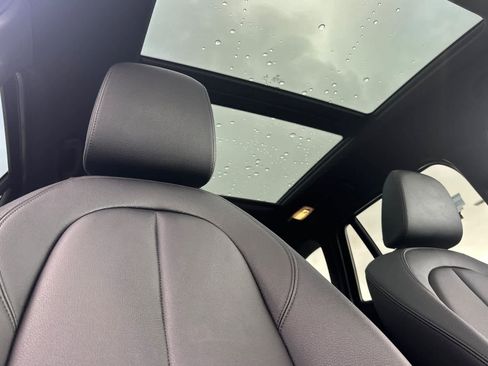 Used 2019 BMW X1 sDrive28i w/ Convenience Package image 17