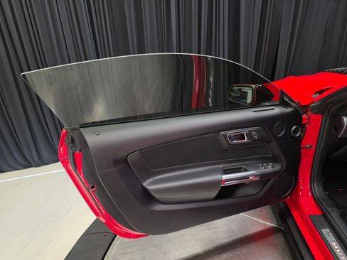 Used 2019 Ford Mustang GT w/ Equipment Group 301A RWD image 17