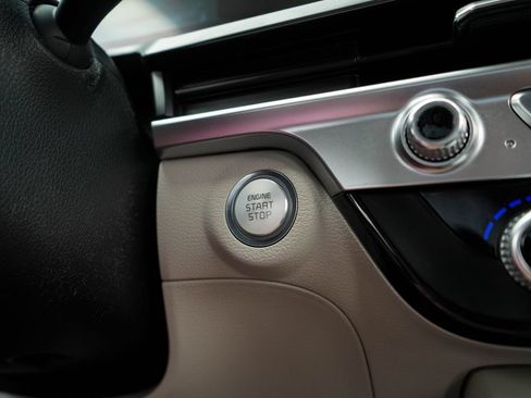 Used 2025 Kia Telluride S FWD image 29