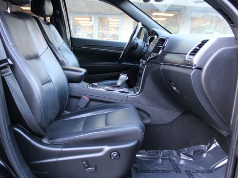 Used 2021 Jeep Grand Cherokee Limited w/ Luxury Group II image 7