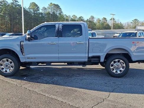 Certified 2024 Ford F250 Lariat w/ Chrome Package image 5