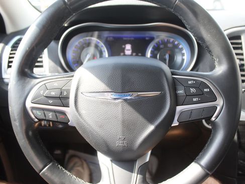 Used 2015 Chrysler 300 Limited w/ 300 Premium Group AWD/4WD image 26