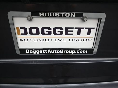 Used 2024 Toyota Highlander LE FWD image 24