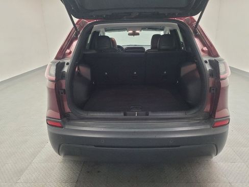 Used 2019 Jeep Cherokee Latitude Plus image 29