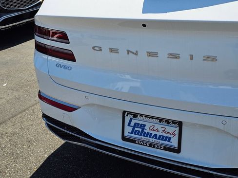 Used 2025 Genesis GV80 2.5T Standard AWD/4WD image 12