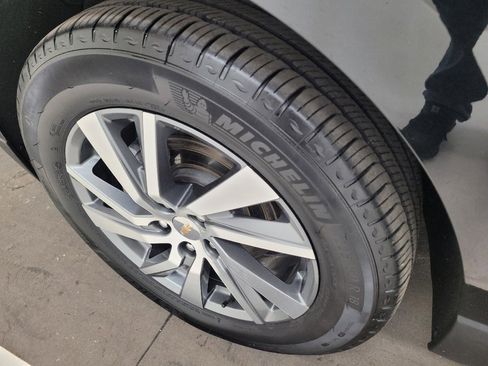 Used 2024 Chevrolet Equinox LT w/ LPO, Floor Liner Package image 31