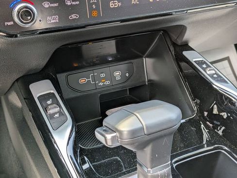 New 2026 Kia Sorento SX Prestige AWD/4WD image 18