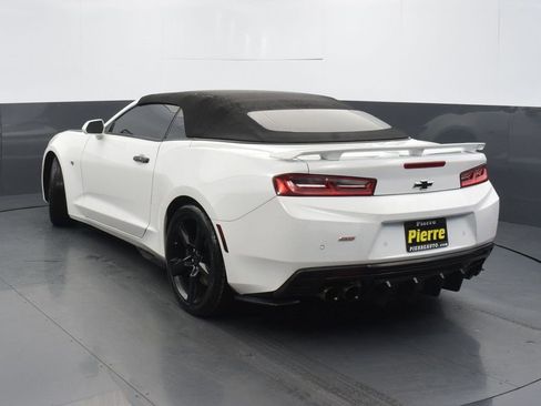 Used 2018 Chevrolet Camaro SS image 2