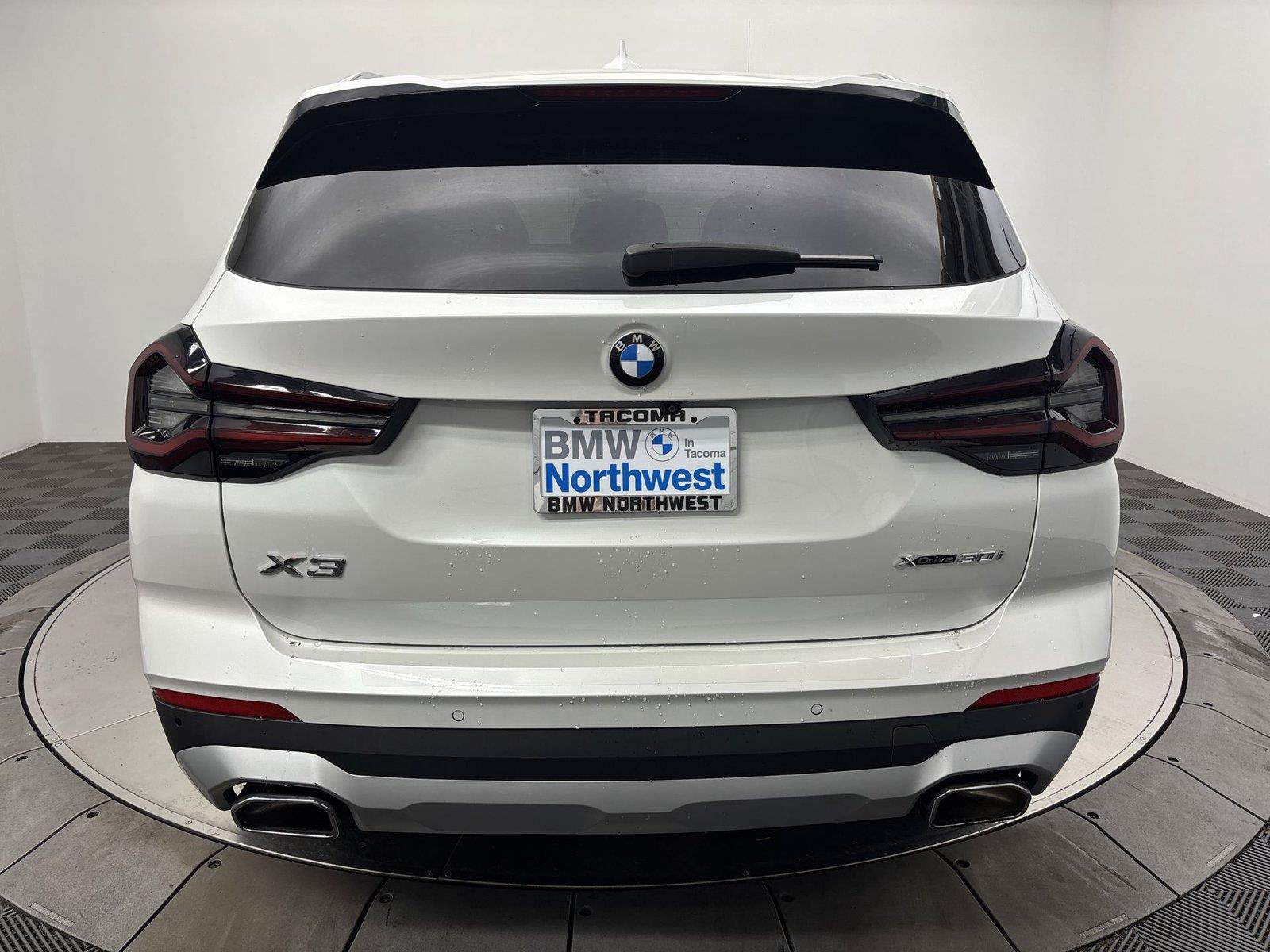 Used 2024 BMW X3 xDrive30i w/ Convenience Package w/ZPA AWD/4WD image 15