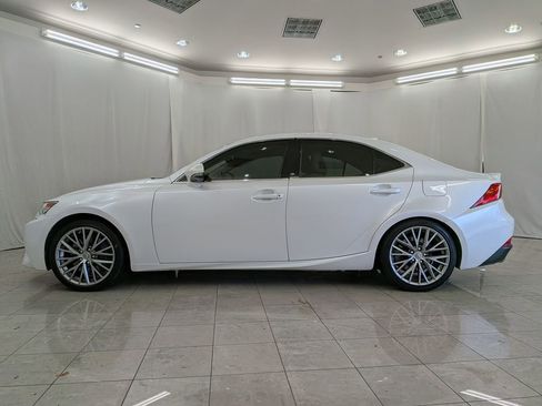 Used 2016 Lexus IS 300 AWD w/ Navigation System Package image 5