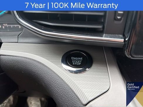 Used 2023 Ford Explorer XLT w/ Equipment Group 202A AWD/4WD image 36