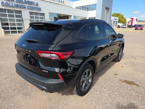 Used 2025 Ford Escape ST-Line w/ Tech Pack #1 image 5