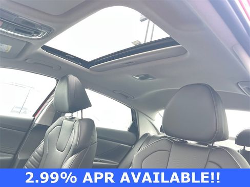 Certified 2025 Hyundai Elantra Limited image 32