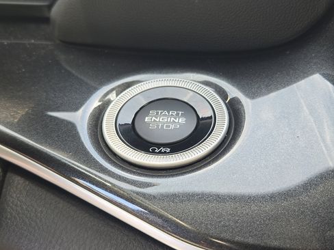 Used 2022 Jeep Grand Cherokee L Laredo w/ Luxury Tech Group I AWD/4WD image 24