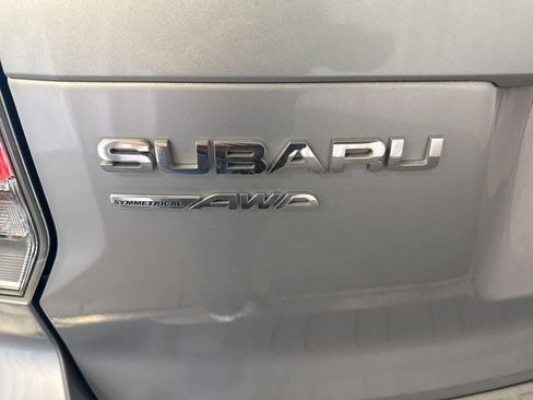 Used 2017 Subaru Forester 2.5i Premium image 11