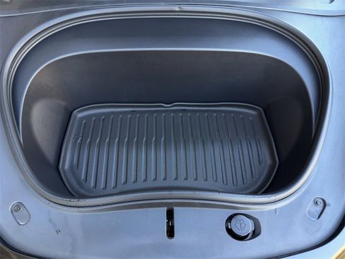 Used 2025 Tesla Model 3 Long Range image 28