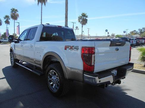 Certified 2020 Ford F250 Lariat w/ Lariat Ultimate Package AWD/4WD image 3