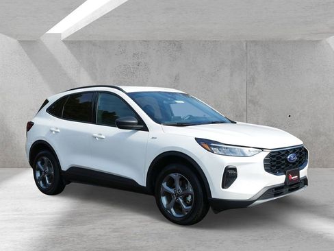 Certified 2025 Ford Escape ST-Line image 1