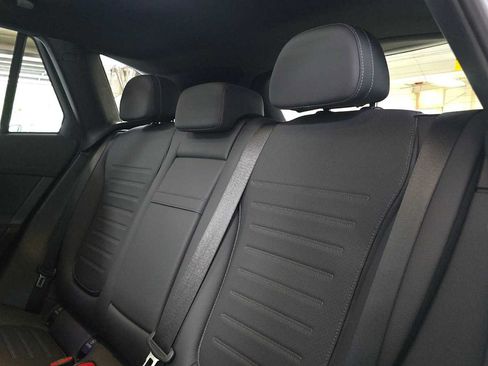 Used 2026 Mercedes-Benz GLC 300 4MATIC image 18