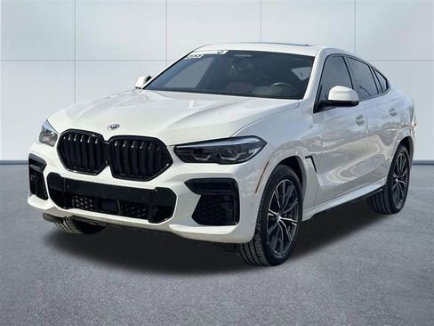 Certified 2022 BMW X6 M50i image 10