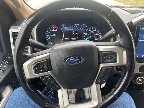 Used 2022 Ford F250 Lariat w/ Lariat Value Package image 16