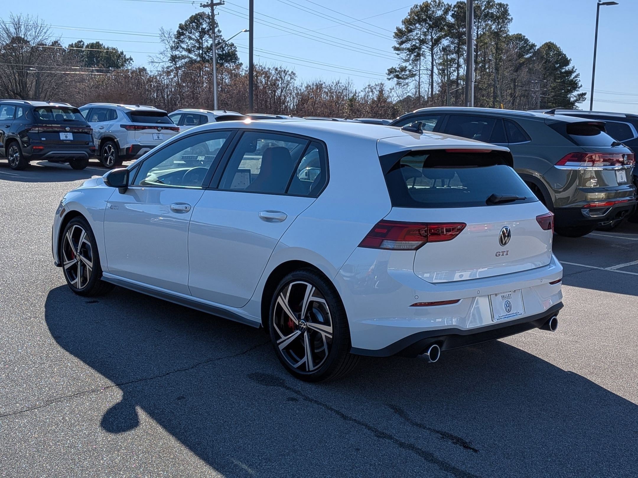 New 2026 Volkswagen GTI SE FWD image 5