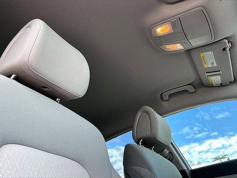 Used 2017 Hyundai Tucson Sport w/ Cargo Package image 23