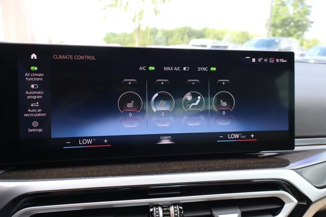 Used 2023 BMW 330i xDrive Sedan w/ Premium Package AWD/4WD image 25