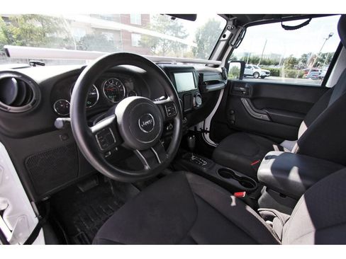 Used 2015 Jeep Wrangler Sport AWD/4WD image 9
