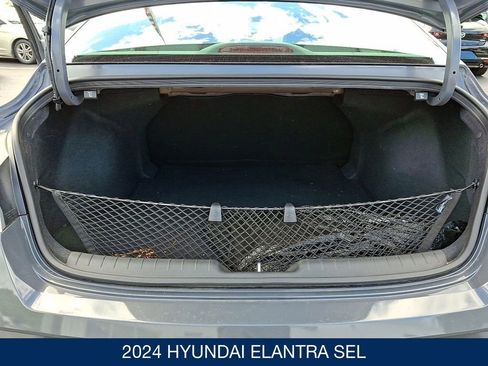 Certified 2024 Hyundai Elantra SEL image 29