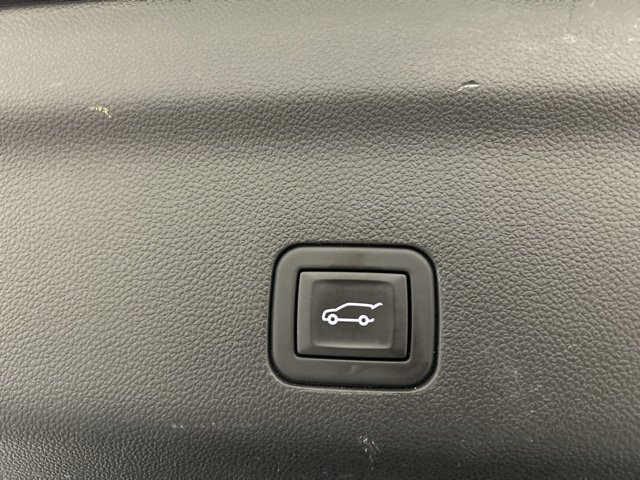 Used 2024 Chevrolet Suburban RST w/ Luxury Package AWD/4WD image 34