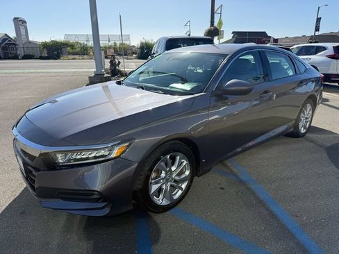 Used 2019 Honda Accord LX image 4