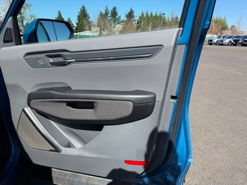 Used 2024 Kia EV9 Land image 33