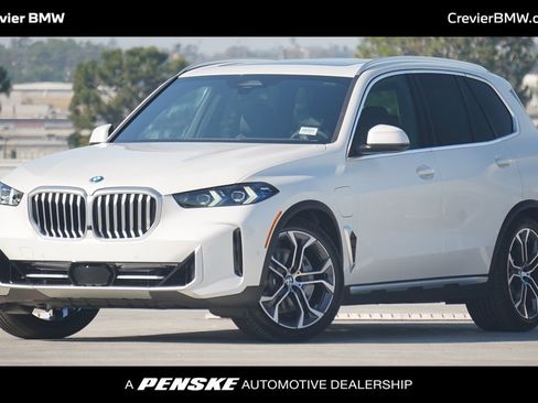 Used 2026 BMW X5 xDrive50e w/ Premium Package AWD/4WD image 1