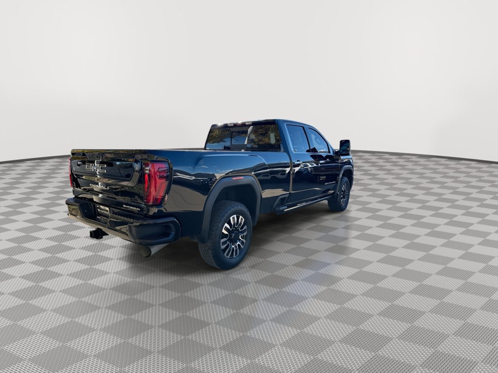 Certified 2026 GMC Sierra 2500 Denali Ultimate w/ LPO, Black Badging Package AWD/4WD image 8