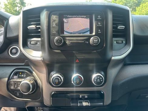Used 2020 RAM 1500 Big Horn AWD/4WD image 34