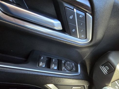 Used 2022 GMC Sierra 1500 SLT w/ SLT Premium Plus Package image 12