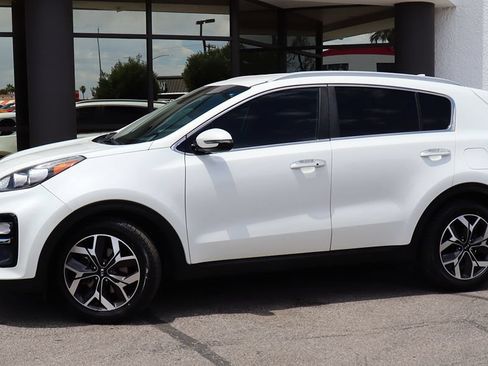 Used 2020 Kia Sportage EX FWD image 4