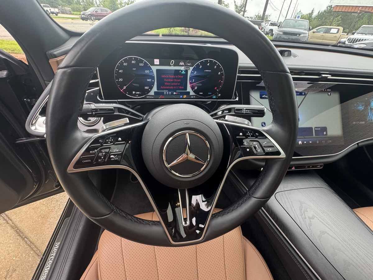 Used 2025 Mercedes-Benz E 350 Sedan w/ Multicontour Seating Package image 13