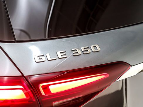Certified 2025 Mercedes-Benz GLE 350 4MATIC image 10
