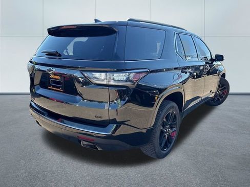 Used 2020 Chevrolet Traverse Premier w/ Redline Edition AWD/4WD image 4