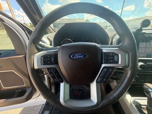 Used 2017 Ford F150 King Ranch w/ Equipment Group 601A Luxury AWD/4WD image 11