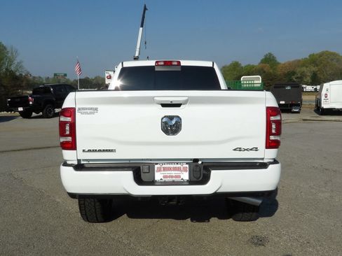 Used 2024 RAM 2500 Laramie AWD/4WD image 6