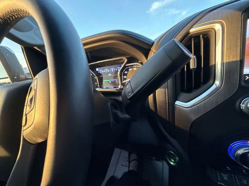 Certified 2023 GMC Sierra 2500 Denali image 22