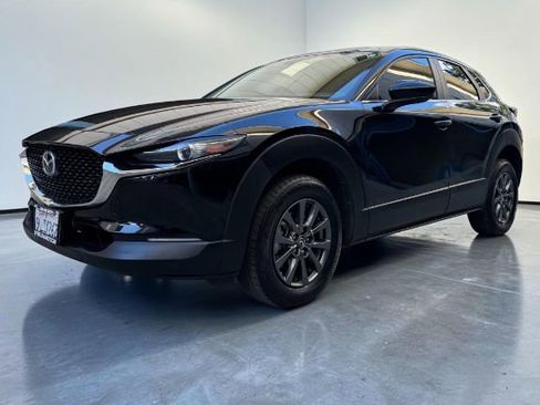 Used 2021 MAZDA CX-30 FWD 2.5 S image 2