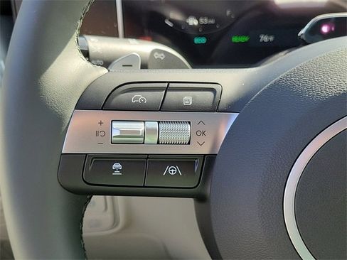 New 2025 Hyundai Tucson Limited image 5