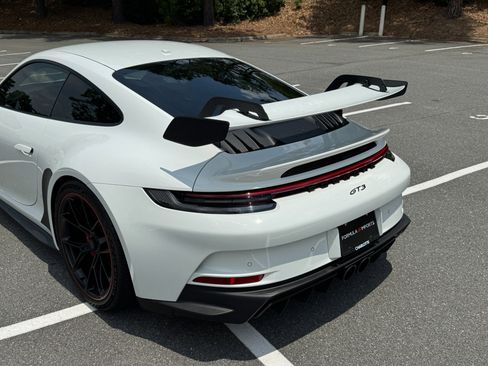 Used 2022 Porsche 911 GT3 RWD image 22