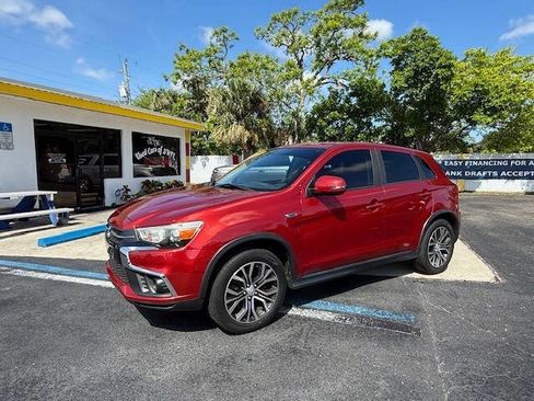 Used 2019 Mitsubishi Outlander Sport LE image 3