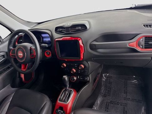 Used 2021 Jeep Renegade Trailhawk w/ Sun & Sound Group image 29